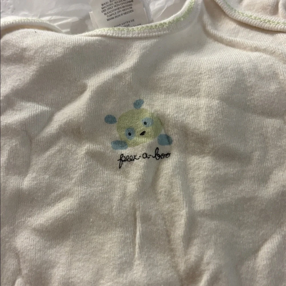 Carter's Baby Bodysuit 3-6 months